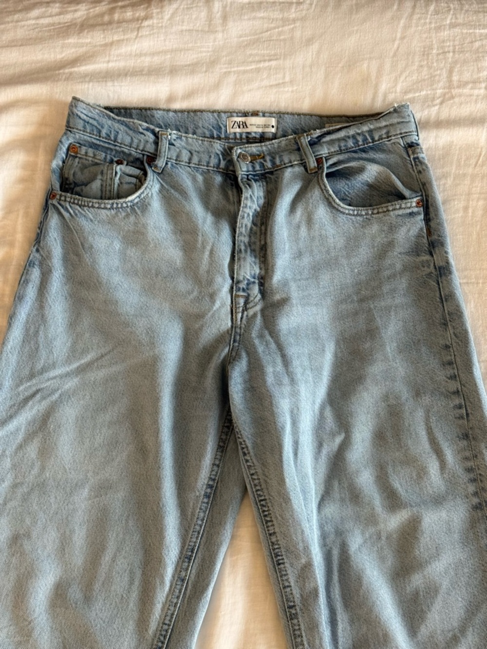 Zara The 90s Full Length Light Blue High-Rise Wide Leg Jeans size 12 - Picture 4 of 7